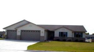 4401 Deerfield Ln., Manitowoc, WI 54220