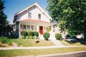 1202 S.15th, Manitowoc, WI 54220
