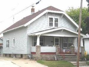 2106 Hamilton, Manitowoc, WI 54220