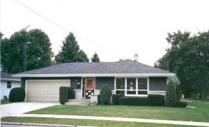 2127 Richmond Ave., Manitowoc, WI 54220