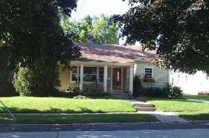 1908 S 10th St., Manitowoc, WI 54220