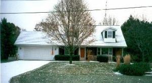 5040 River Heights Dr., Manitowoc, WI 54220