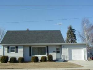 2260 Richmond Ave., Manitowoc, WI 54220