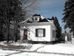 1804 Madison St., Manitowoc, WI 54220