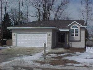 3706 Mackert St., Manitowoc, WI 54220