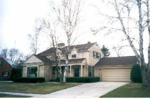 1024 E Crescent Dr., Manitowoc, WI 54220