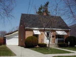 1826 Belmont St., Manitowoc, WI 54220