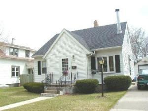 1229 S.15th St., Manitowoc, WI 54220