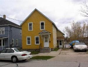 2011 East River St., Two Rivers, WI 54241