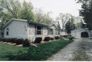 1615 Thomas Ct., Manitowoc, WI 54220