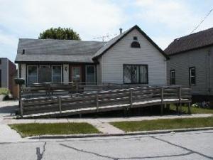 1713 22nd St, Two Rivers, WI 54241