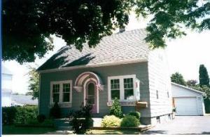 521 S.30th St., Manitowoc, WI 54220