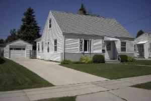 1518 S.24th St., Manitowoc, WI 54220