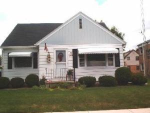 1032 N.18th St., Manitowoc, WI 54220