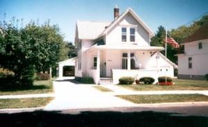 935 N 10th St., Manitowoc, WI 54220
