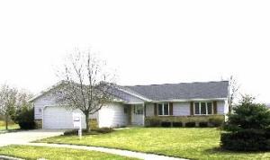 3007 Fleetrun Ct., Manitowoc, WI 54220