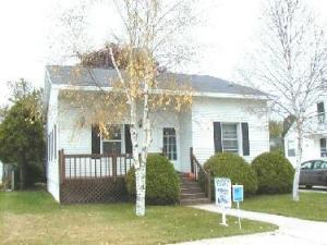 2104 Garfield St., Two Rivers, WI 54241