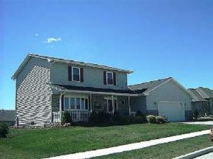 4917 Roneta Ln., Manitowoc, WI 54220