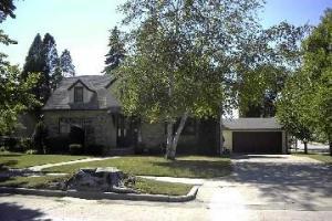 1128 N.23rd St., Manitowoc, WI 54220