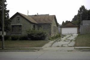 1905 Marshall St., Manitowoc, WI 54220