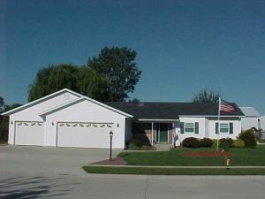 2428 Risch Ln., Manitowoc, WI 54220