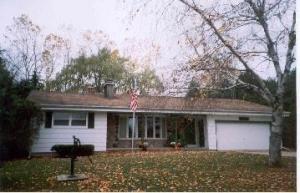 1812 Whitewater Dr., Manitowoc, WI 54220