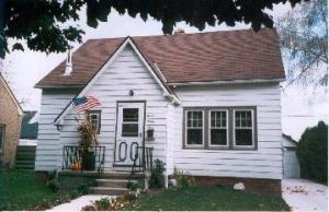 733 S 27th St., Manitowoc, WI 54220