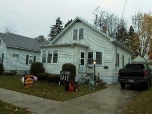 2216 12th St, Two Rivers, WI 54241