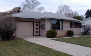 1619 Cherry Rd., Manitowoc, WI 54220