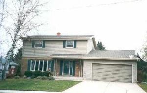 1679 Atlanta Cir., Manitowoc, WI 54220