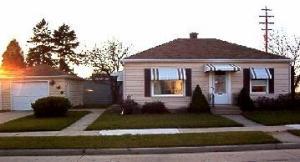 1502 S 24th St., Manitowoc, WI 54220