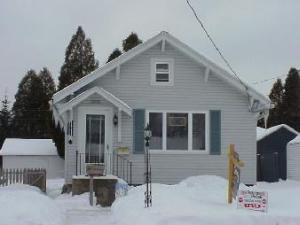 719 Pine St., Manitowoc, WI 54220