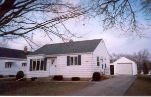 1210 Nagle Ave., Manitowoc, WI 54220