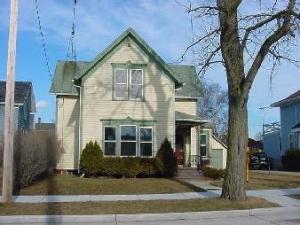 1516 20th St., Two Rivers, WI 54241