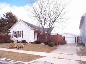 1129 S 23rd St., Manitowoc, WI 54220