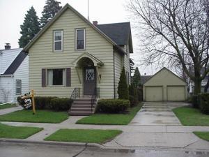 1109 Park Row Blvd., Manitowoc, WI 54220