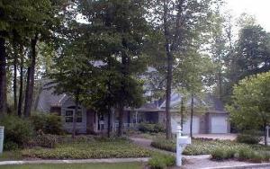 515 Wild Oak Dr., Manitowoc, WI 54220