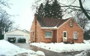 1126 N 12th St., Manitowoc, WI 54220