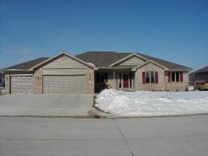 4454 Deerfield Ln., Manitowoc, WI 54220