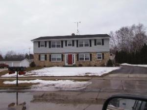 4425 Knuell Ct., Manitowoc, WI 54220