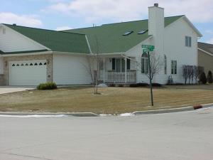 2264 Knuell St., Manitowoc, WI 54220