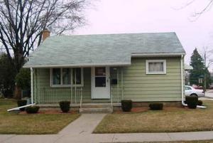 817 Macarthur, Manitowoc, WI 54220