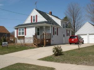 2806 11th St., Two Rivers, WI 54241