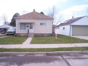 1112 Hawthorne, Two Rivers, WI 54241