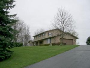 6250 Silver Hills, Manitowoc, WI 54220