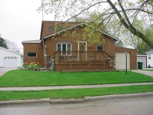 1524 N 23rd St, Manitowoc, WI 54220