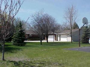 5520 Springwood Ln., Manitowoc, WI 54220