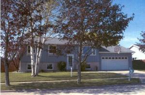 2606 College St., Manitowoc, WI 54220