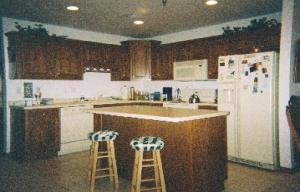 1218 Dewey St., Manitowoc, WI 54220