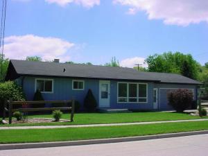 203 N 41st St., Manitowoc, WI 54220